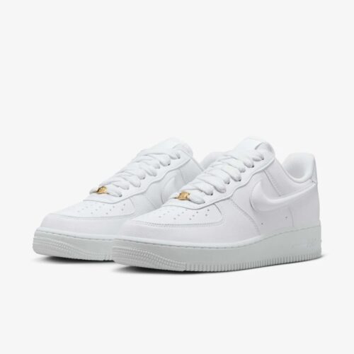 ZAPATO NIKE AIR FORCE 1 07 FUND REM